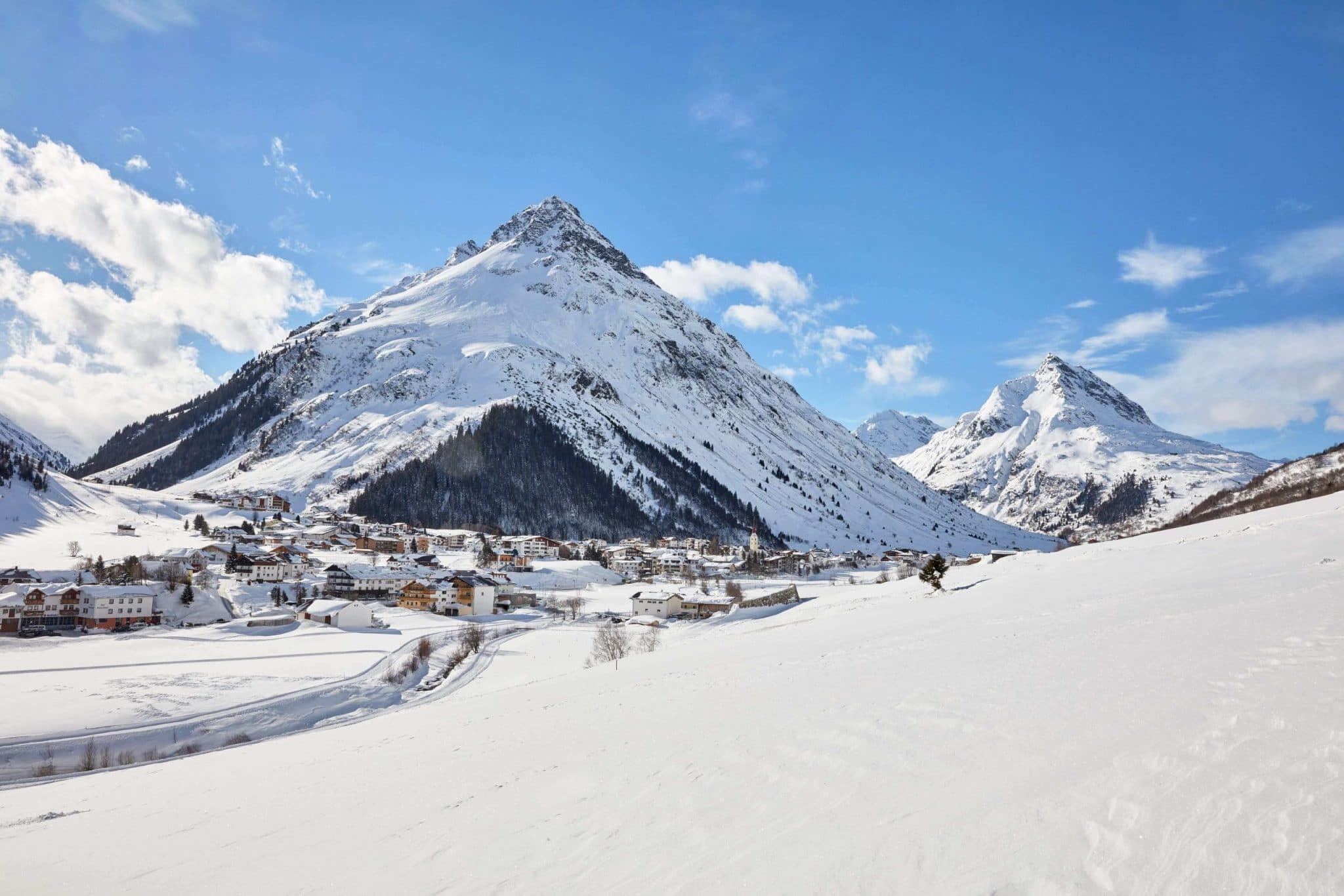 ortsansicht-galtuer-winter (16)-min